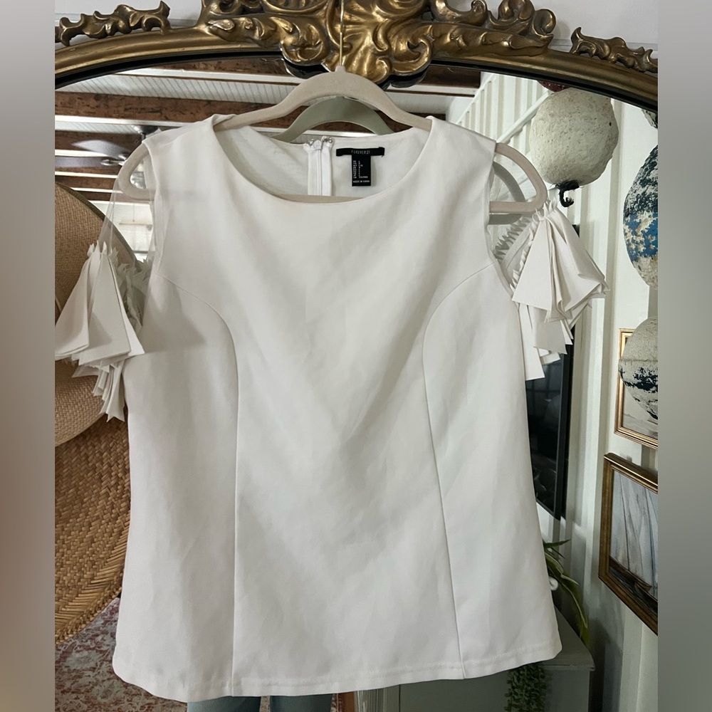 Forever 21 fashion top